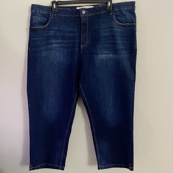 Anthology Denim - Anthology Dark Wash Cropped Straight Leg Jeans Chic Jhorts Style Spring Summer